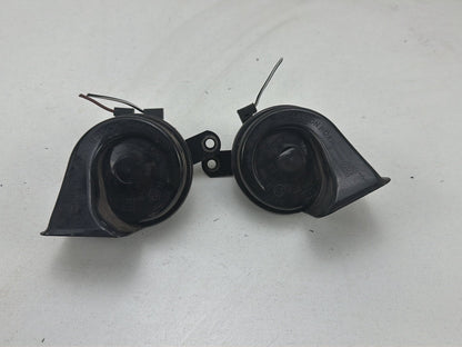 2010-2013 Mercedes-Benz E-Class Coupe High and Low Tone Horn Signal Set OEM