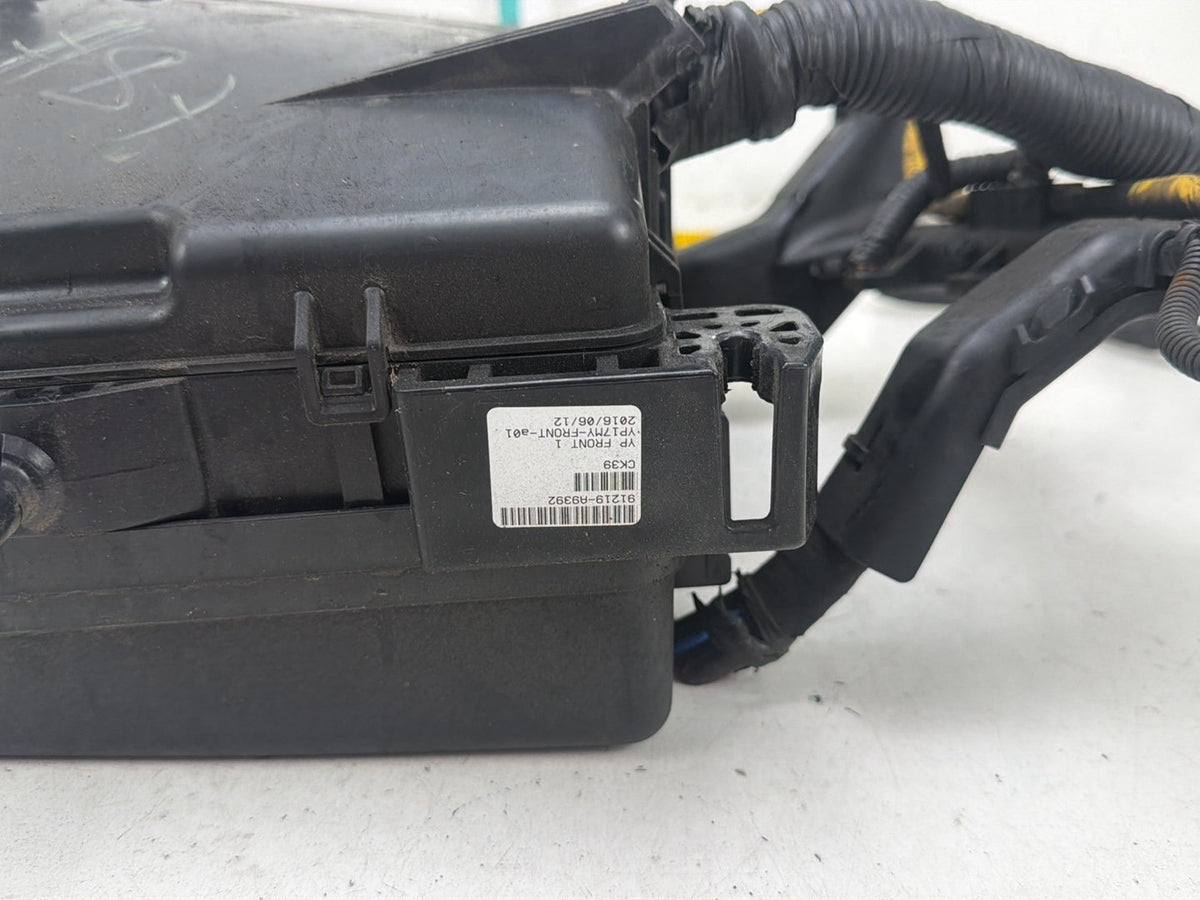 2015-2018 Kia Sedona Engine Fuse Relay Box Module w/ Battery Wiring Harness OEM