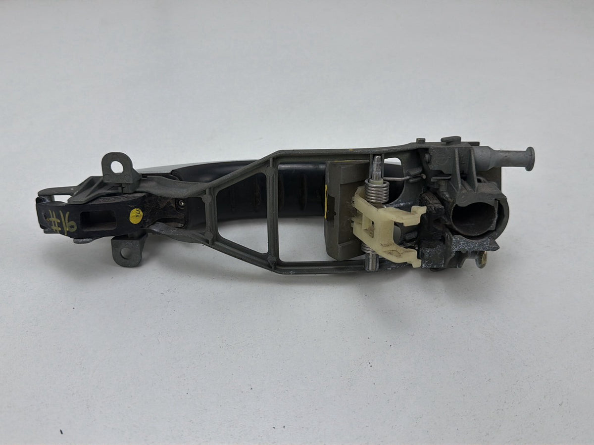 2004 Porsche Cayenne 9PA SUV Right Rear Exterior Door Handle 7L0839886 OEM