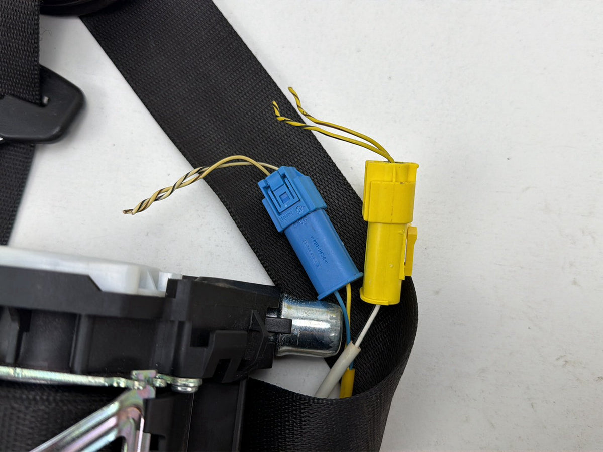 2014-2015 BMW X1 E84 Front Seat Belt 34085906 OEM