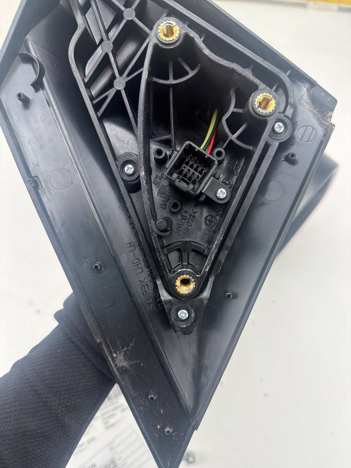2012-2017 Hyundai Accent Driver Left Side View Power Door Mirror E13027492 OEM