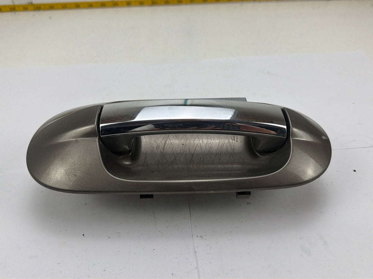 2003-2006 Lincoln Navigator Front Right Passenger Side Exterior Door Handle OEM