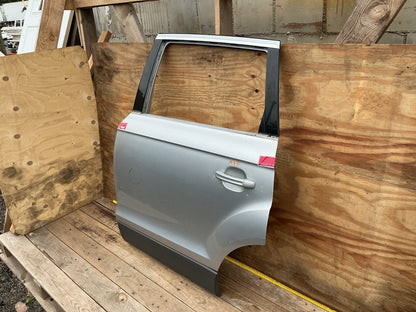 2007- 2015 Audi Q7 3.6 Premium Rear Left Driver Side Door Shell OEM.