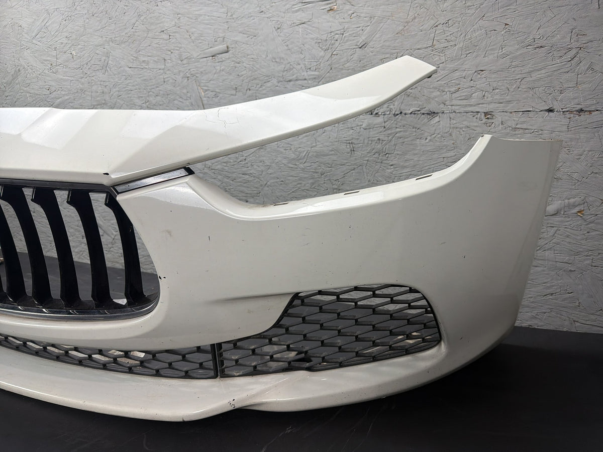 2014-2017 Maserati Ghibli Front Bumper Cover Face Assembly Grille Emblem OEM