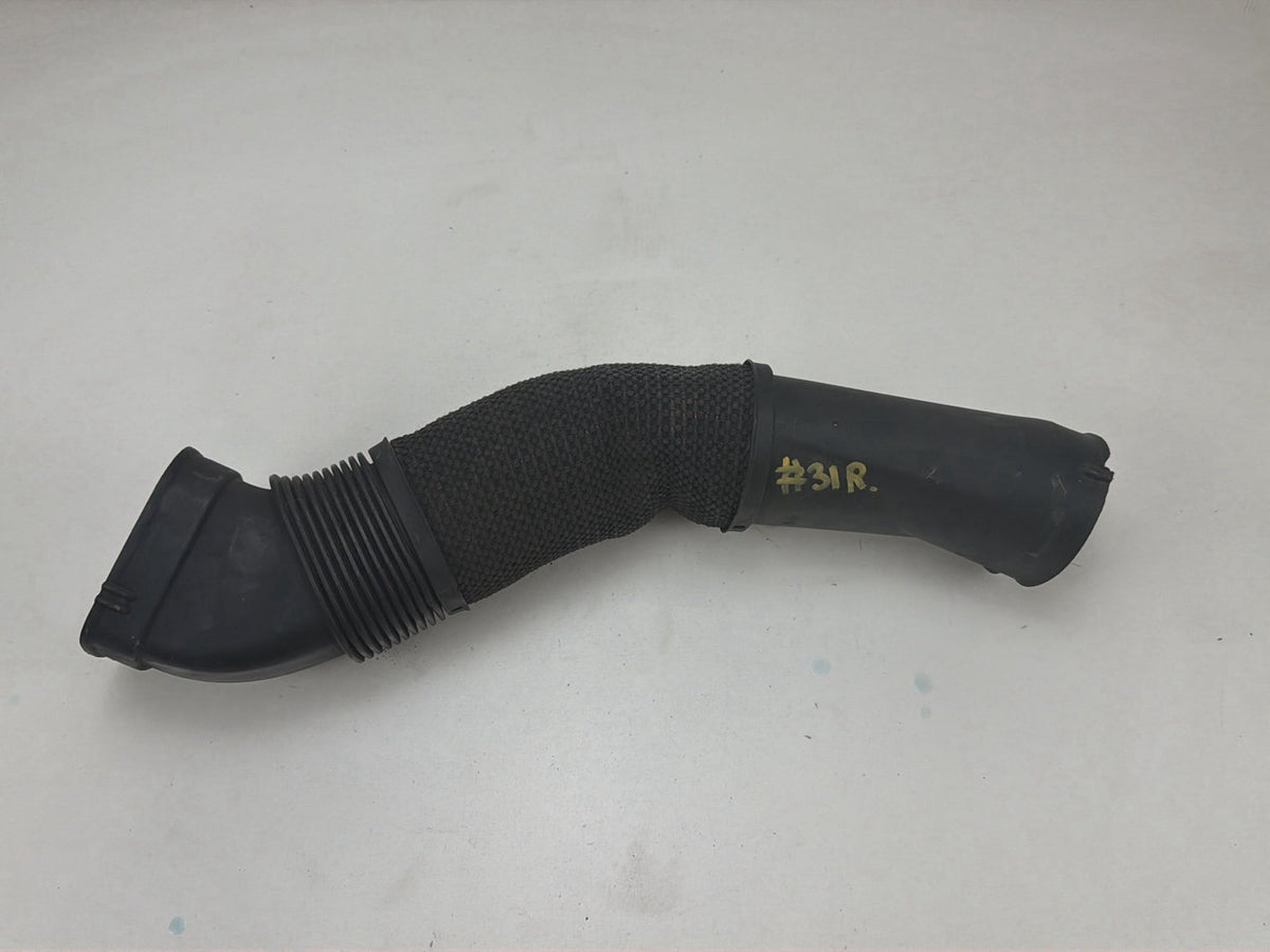 2007-2013 Mercedes S550 Right Air Intake Duct Hose Tube Pipe A2780901882 OEM