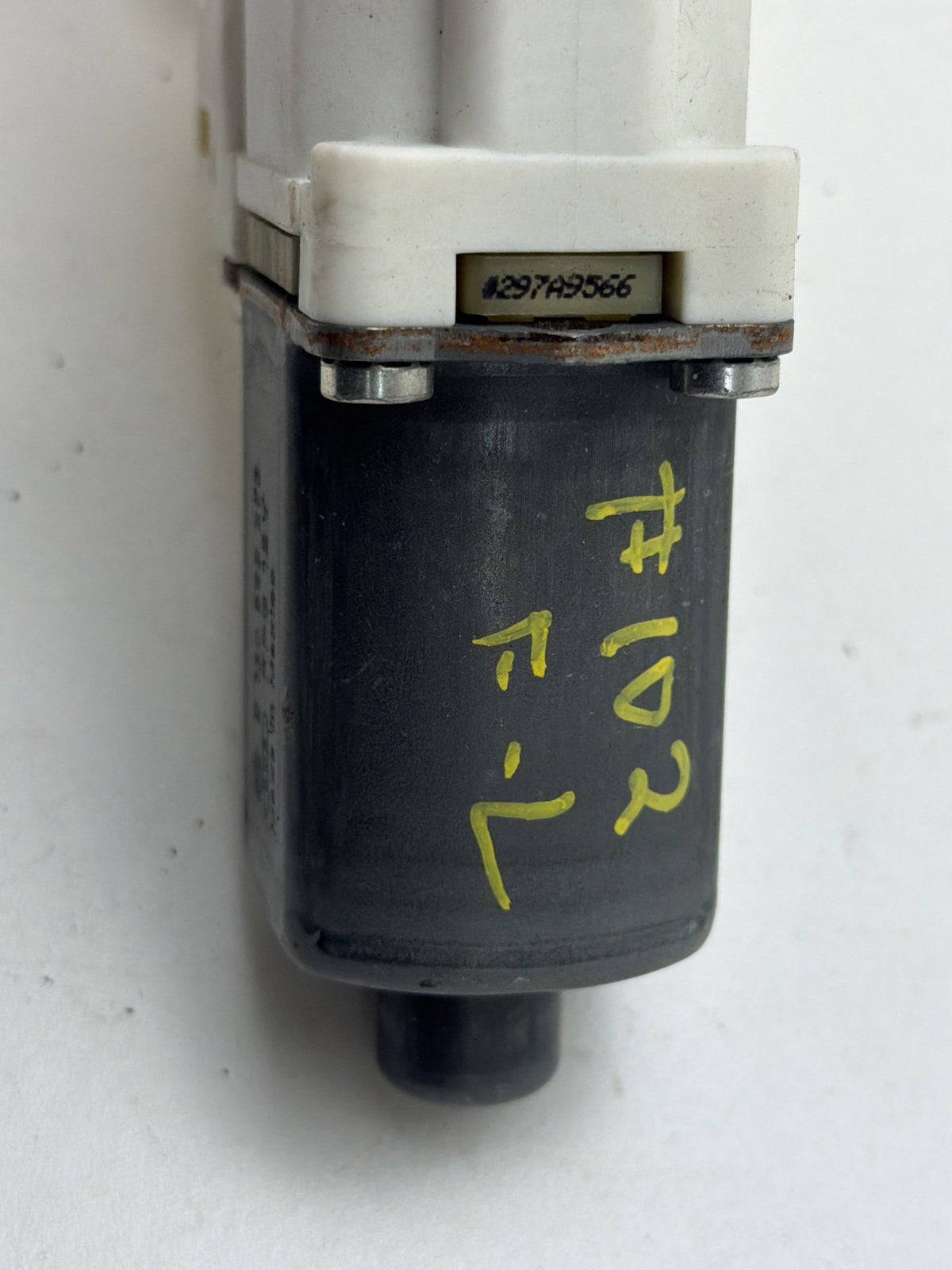 2006-2012 Mercedes-Benz R350 Front Left Driver Side Door Power Window Motor OEM