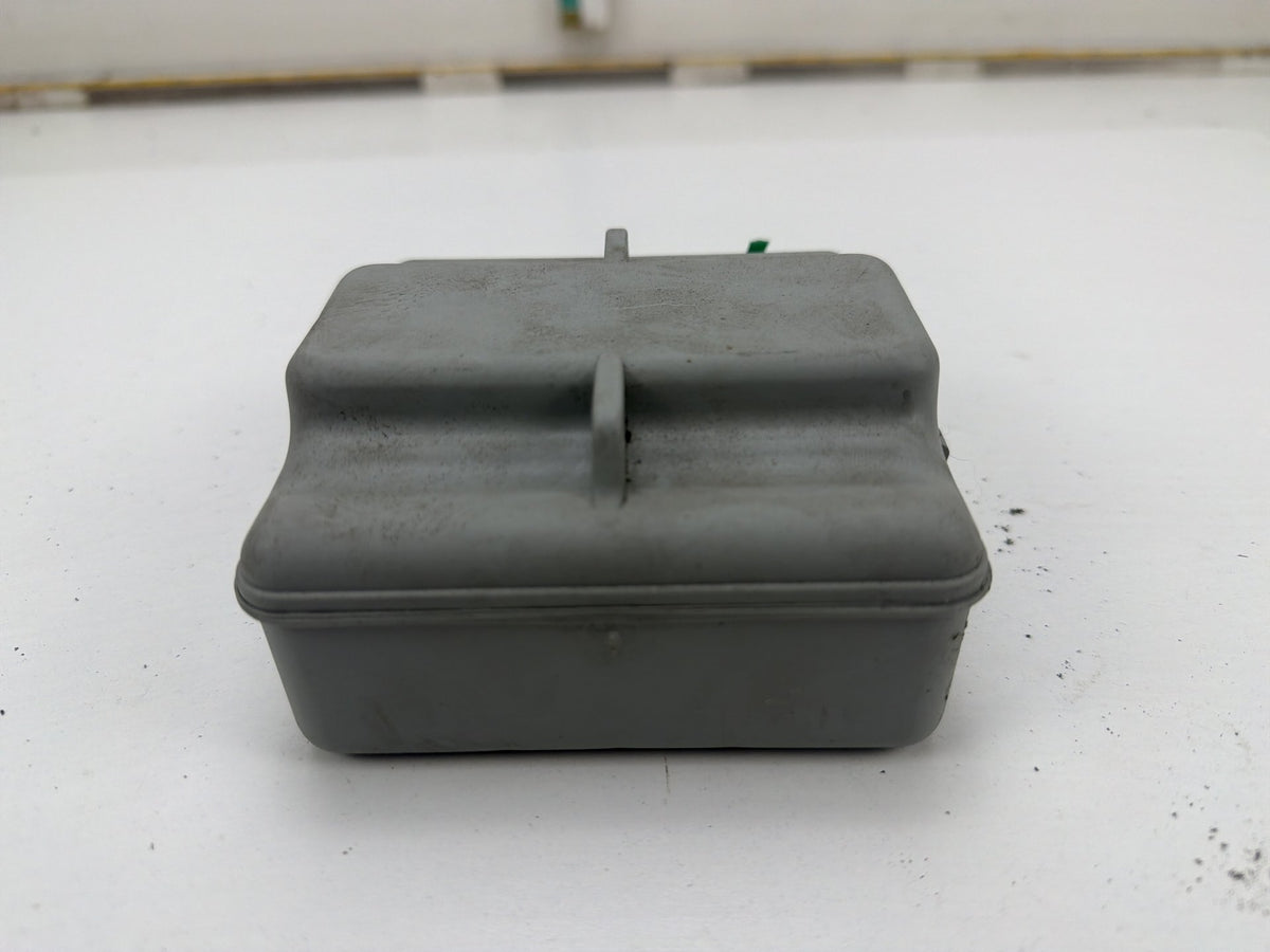 2004-2008 Chrysler Crossfire ZH Engine Vacuum System Reservoir Tank OEM