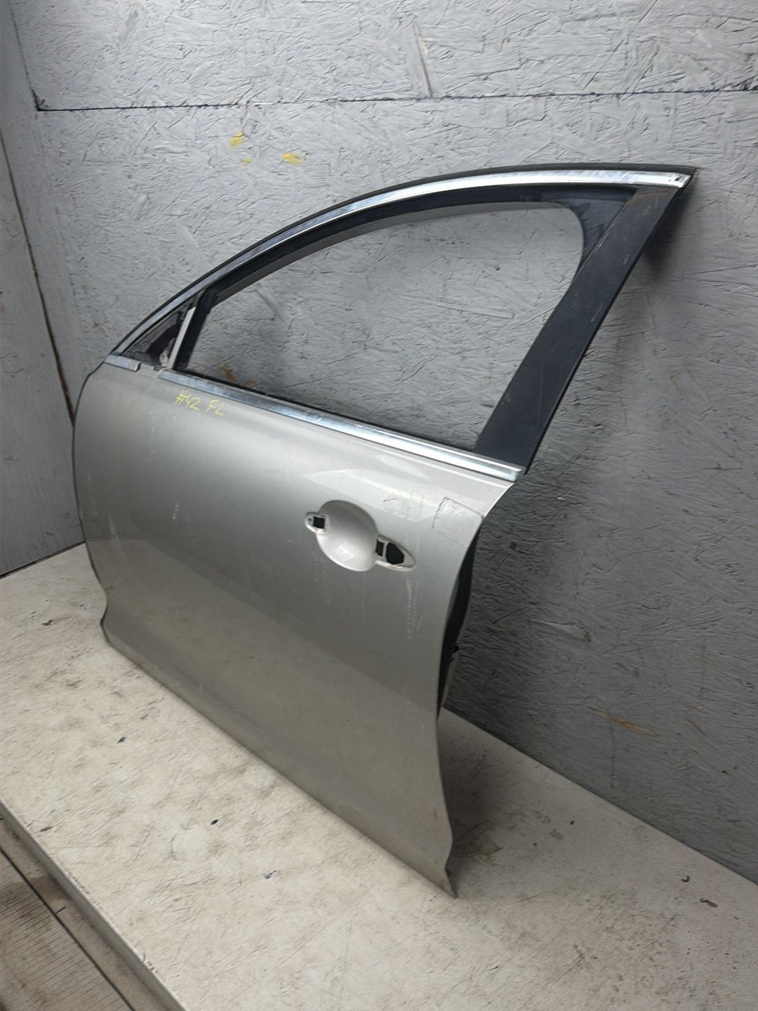 2014-2019 Jaguar XJ Front Left Driver Side Door Shell 9320221 OEM