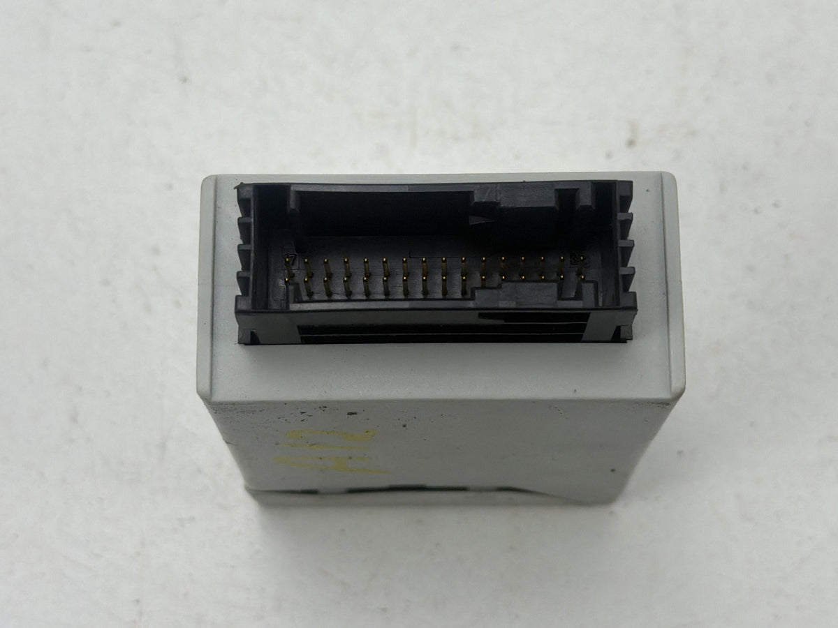 2004-2010 BMW X3 E83 Tire Pressure Monitoring System (TPMS) Module 6782802 OEM