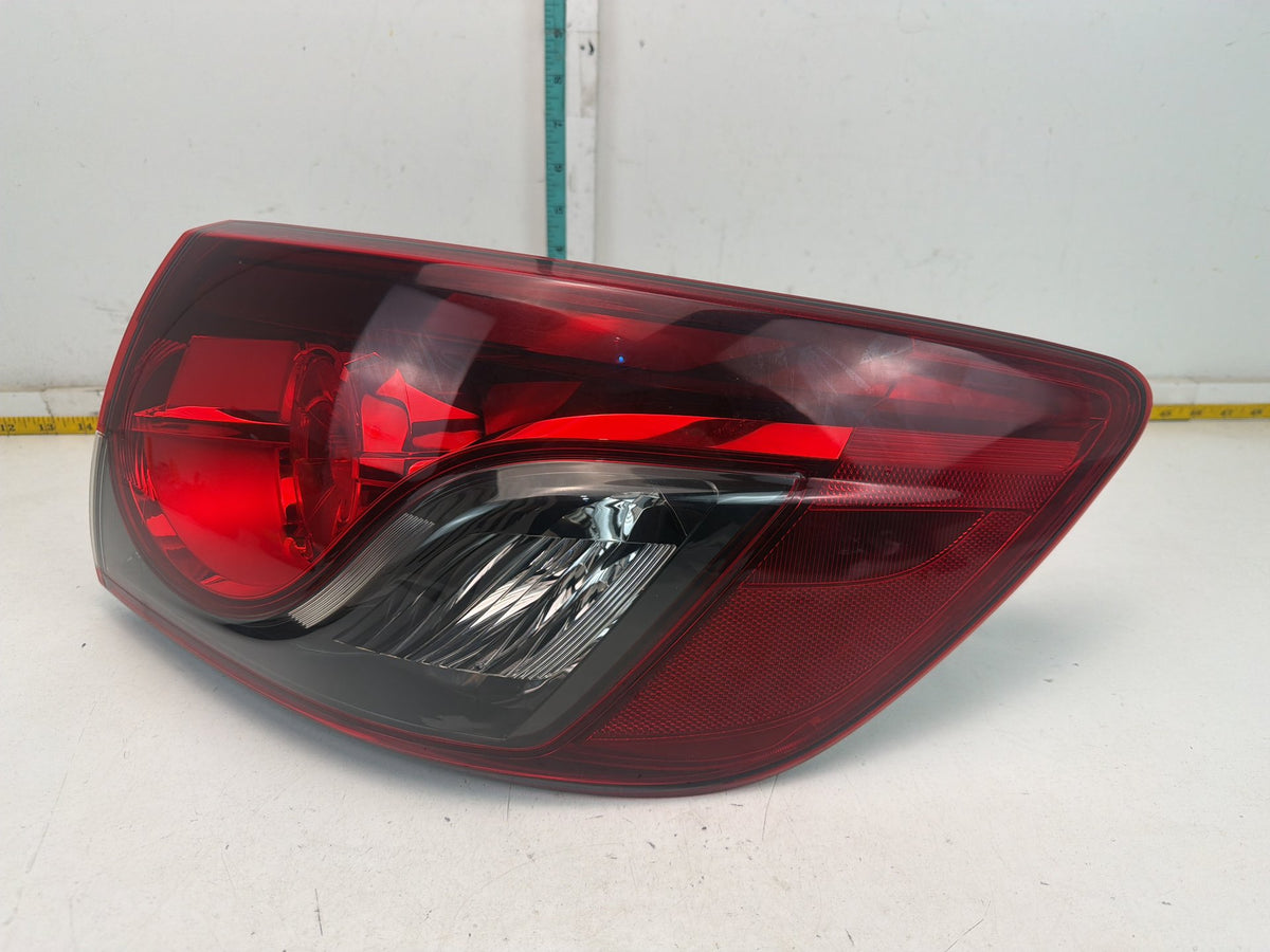 2013-2015 Mazda CX-9 Rear Right Passenger Side Outer Tail Light TK21 51 150 OEM