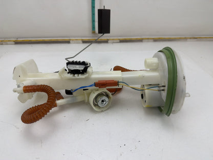 2010-2013 BMW X5 Fuel Pump Level Sender Assembly 7172466 OEM