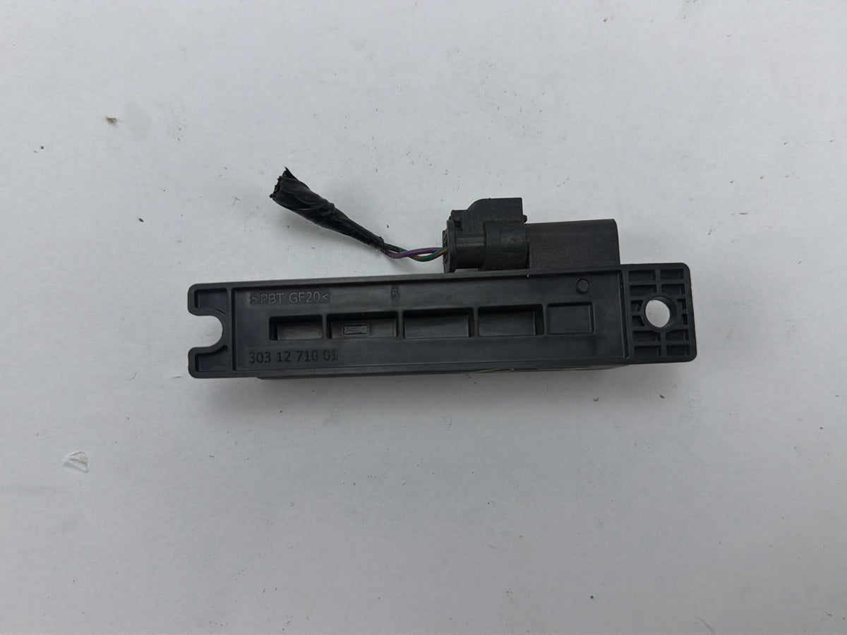 2017-2020 Jaguar F-Pace Passive Smart Keyless Entry Access Control Antenna OEM