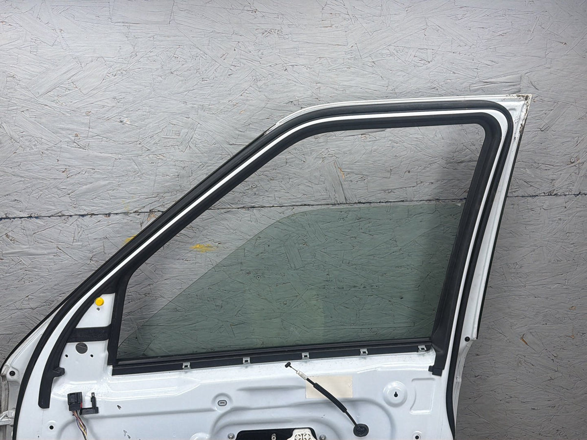 2010-2013 Land Rover Range Rover Sport Right Front Passenger Side Door Shell OEM