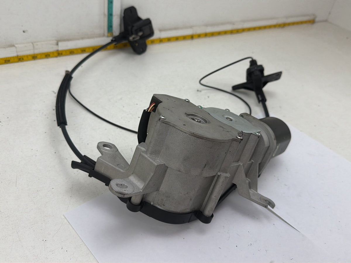 2015-2021 Kia Sedona Rear Right Electric Power Sliding Door Motor 83820A9000 OEM