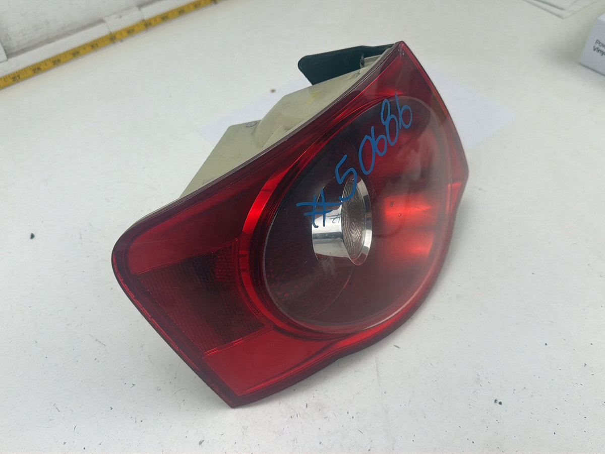 2008-2010 Volkswagen Jetta Rear Left Driver Side Tail Light 1K5945095J OEM
