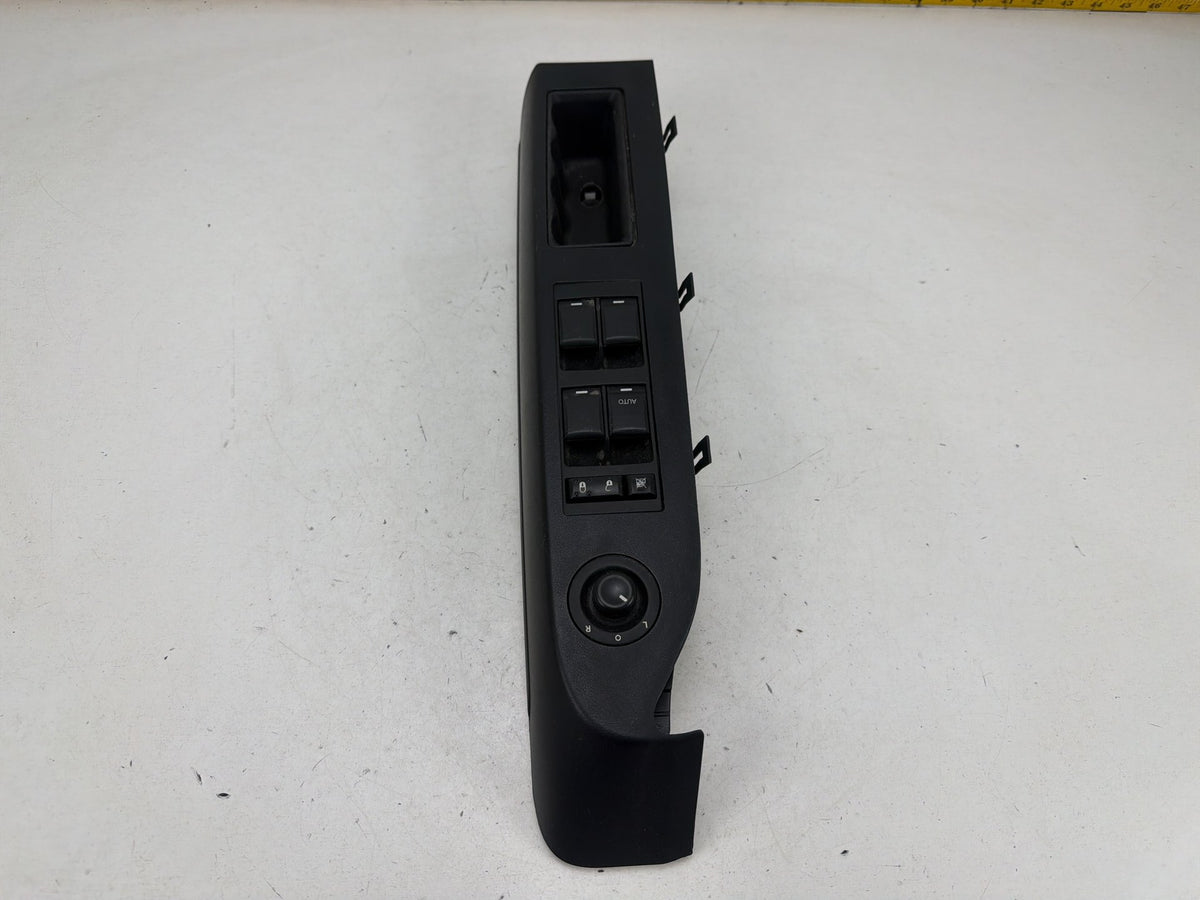 2011-2017 Jeep Patriot Driver Door Power Window Control Switch L0164833 OEM