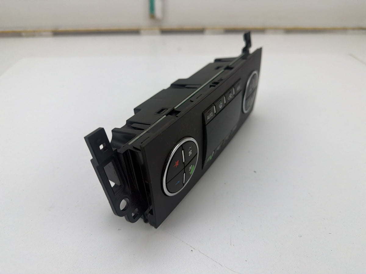 2007-2011 GMC Yukon - Heater AC Temperature Climate Control 25869946 OEM