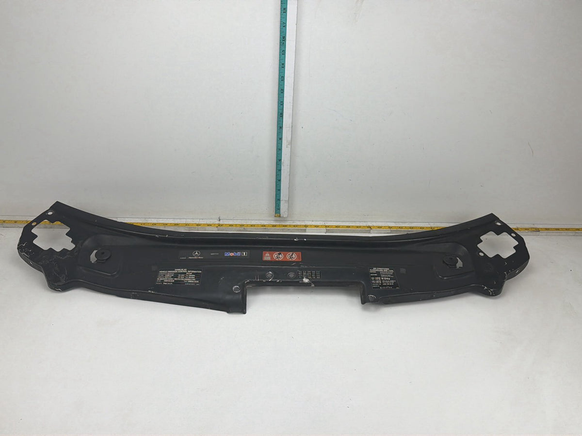 2007-2013 Mercedes-Benz S-Class 550 W221 Radiator Core Support A0019890803, A2218173920 OEM