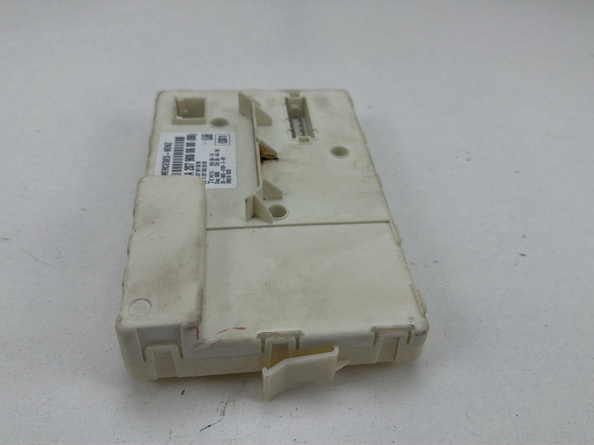 2010-2014 Mercedes-Benz E-Class-Coupe Rear Window Module A2079000600 OEM
