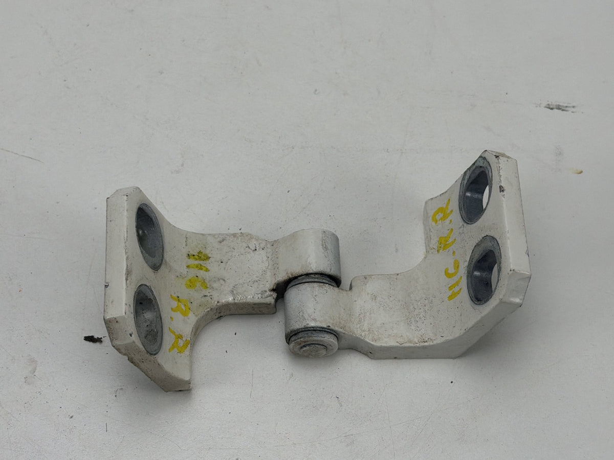 2014-2020 Maserati Ghibli III M157 Rear Right Door Hinge Lower-Upper Set OEM