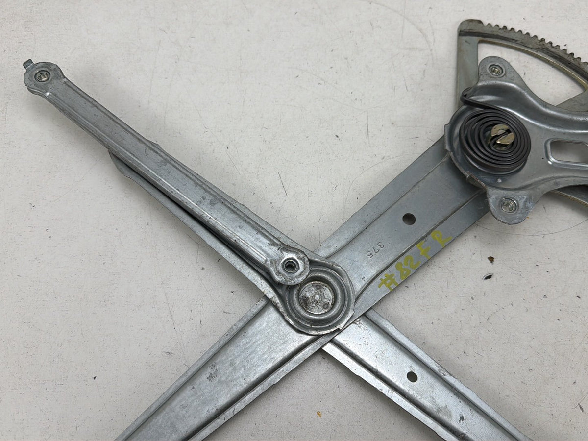 2003-2009 Toyota 4Runner Front Right Side Door Window Regulator Motor OEM