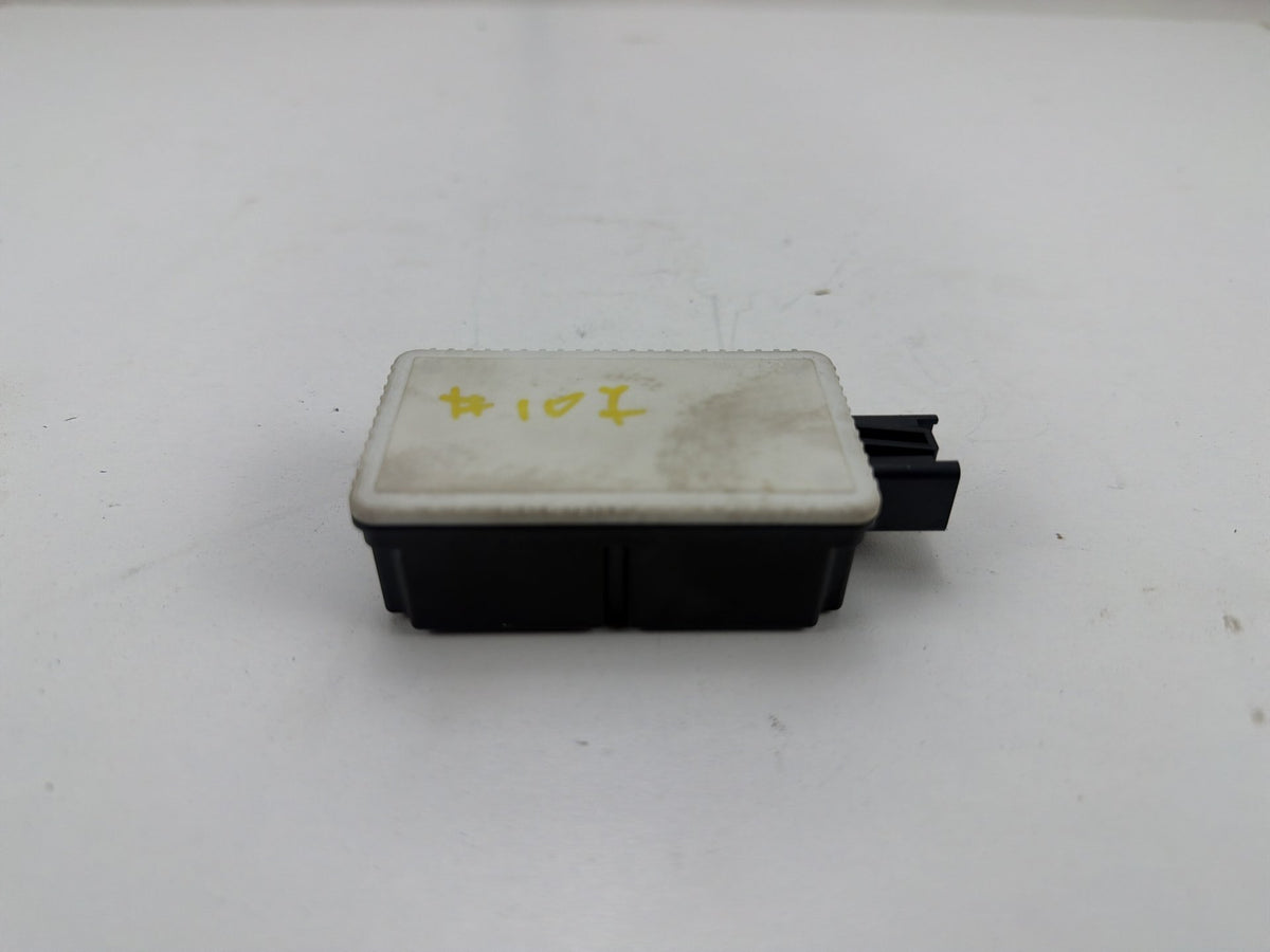 2011-2018 Volvo S60 Tire Pressure Monitoring System (TPMS) Module 31419138 OEM