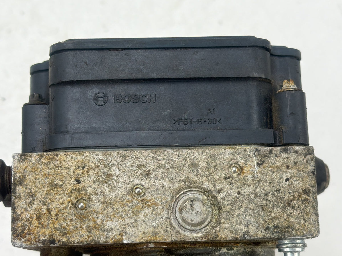 2013-2015 Ford Taurus Anti-lock Brake Abs Pump Module DG13-2C405-A OEM