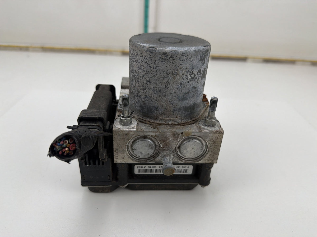 2010-2011 Honda CRV ABS Anti Lock Brake Pump 57110-SXS-A620-M1 OEM