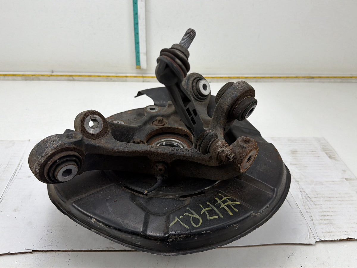 2012-2015 BMW X1 AWD Rear Left Spindle Knuckle W/ Hub 6788049 OEM