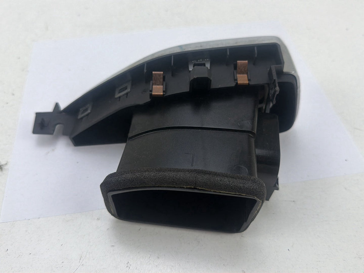 2017-2020 Jaguar F-Pace Front Left Driver Side Outer Dashboard HVAC Air Vent OEM