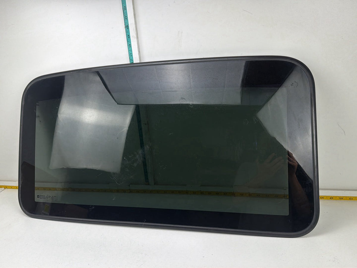 2007-2014 Cadillac Escalade Upper Sunroof Sun Roof Glass 43R-002444 OEM