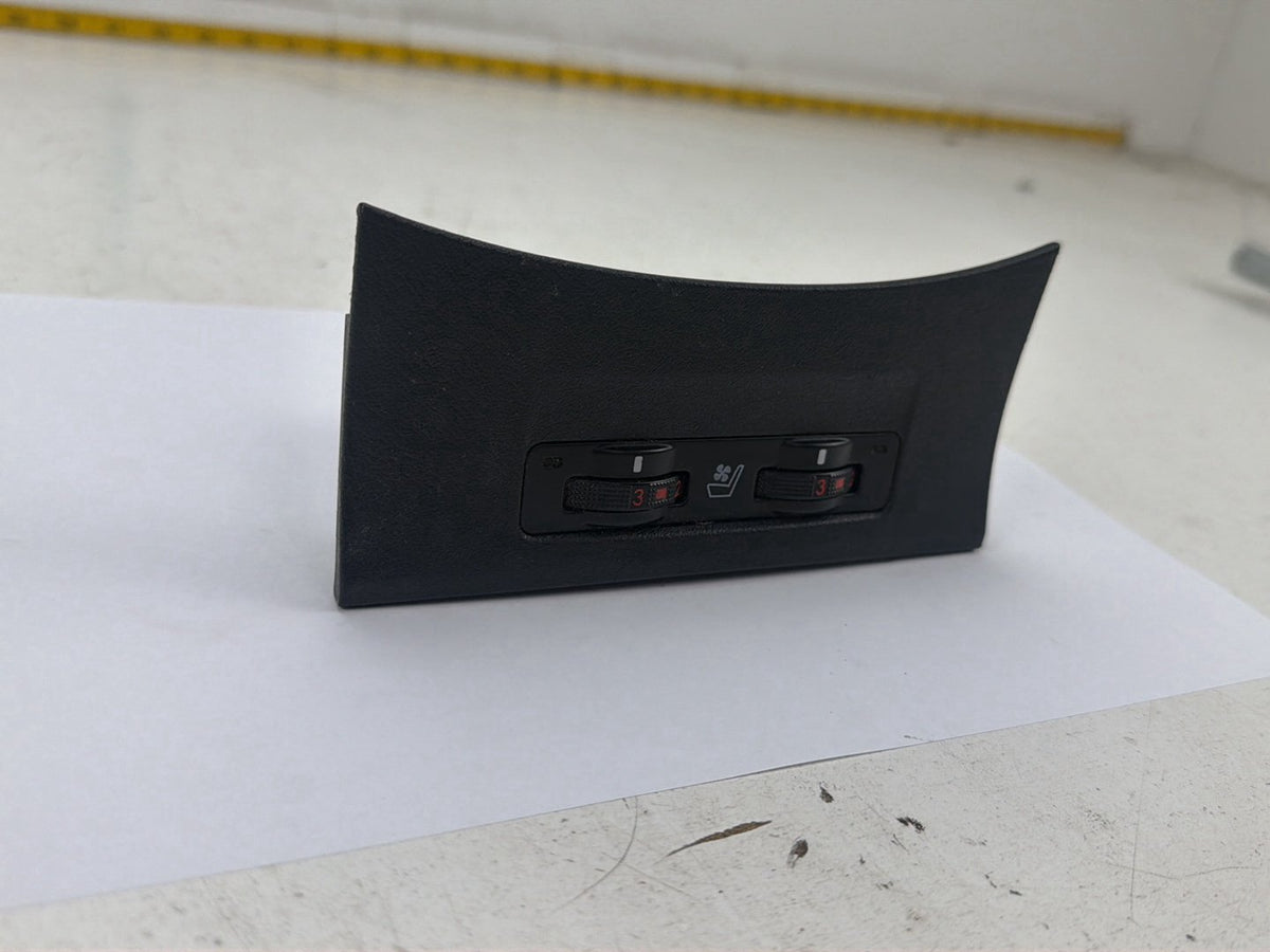 2007-2009 Lexus ES350 Heated Seat Control Switch Dials Panel 58972-33060 OEM