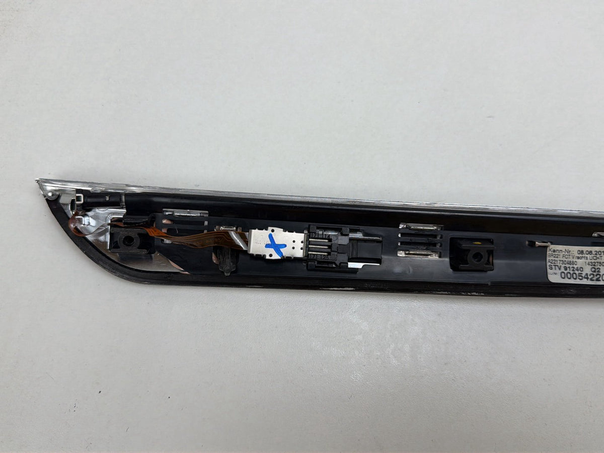 2007-2013 Mercedes W221 S550 Rear Right Passenger Side Door Panel Trim OEM
