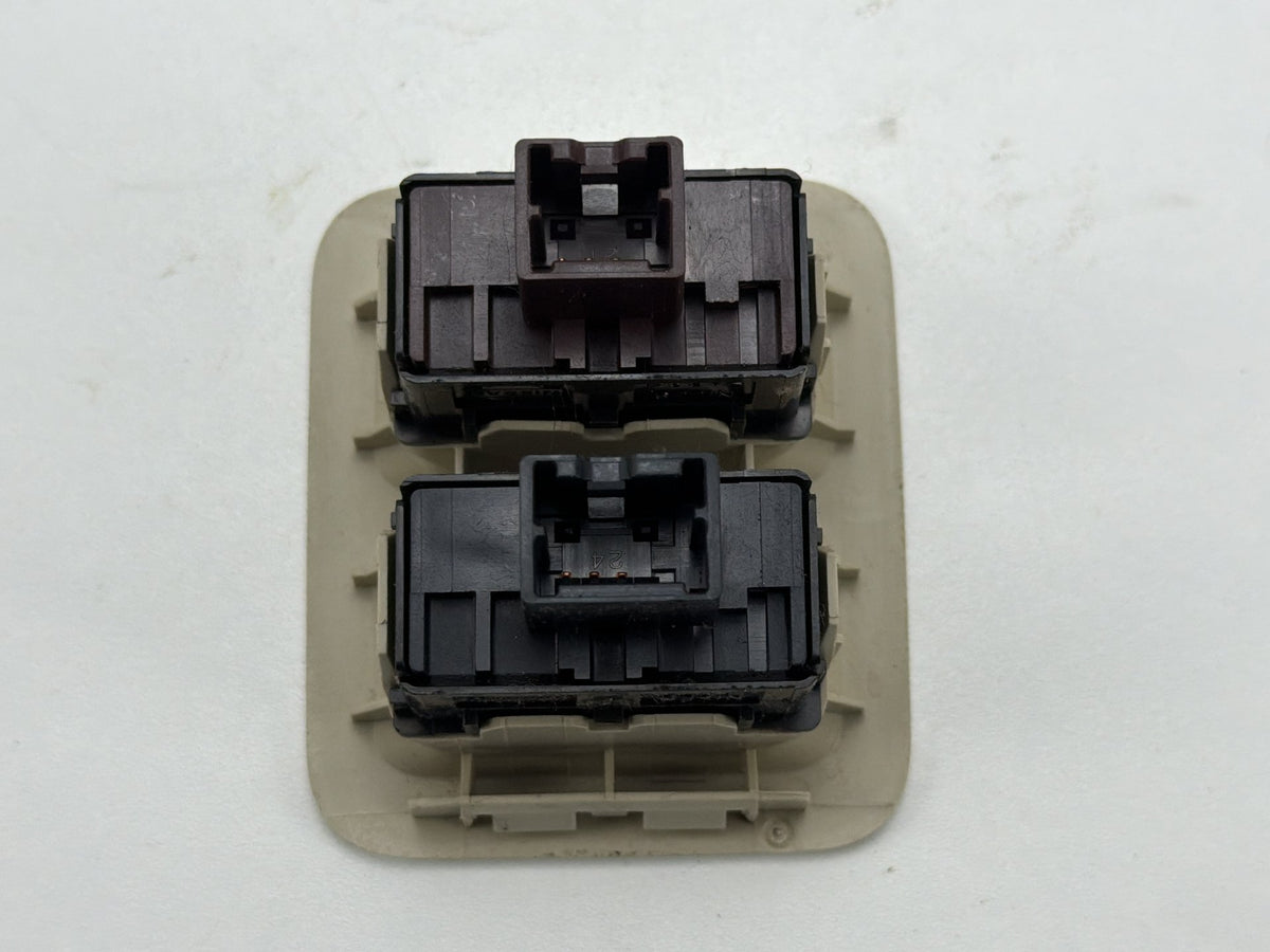 2011-2017 Infiniti QX56 - Rear Seat Control Switch OEM