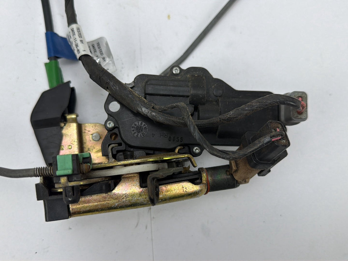 2003-2006 Lincoln Navigator Front Right Side Power Door Lock Actuator Latch OEM