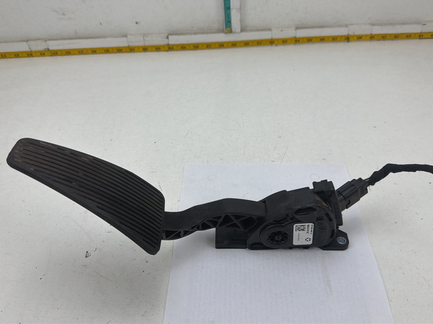 2013-2018 Ram 1500 Accelerator Gas Pedal Assembly Position Sensor 68043161AC OEM