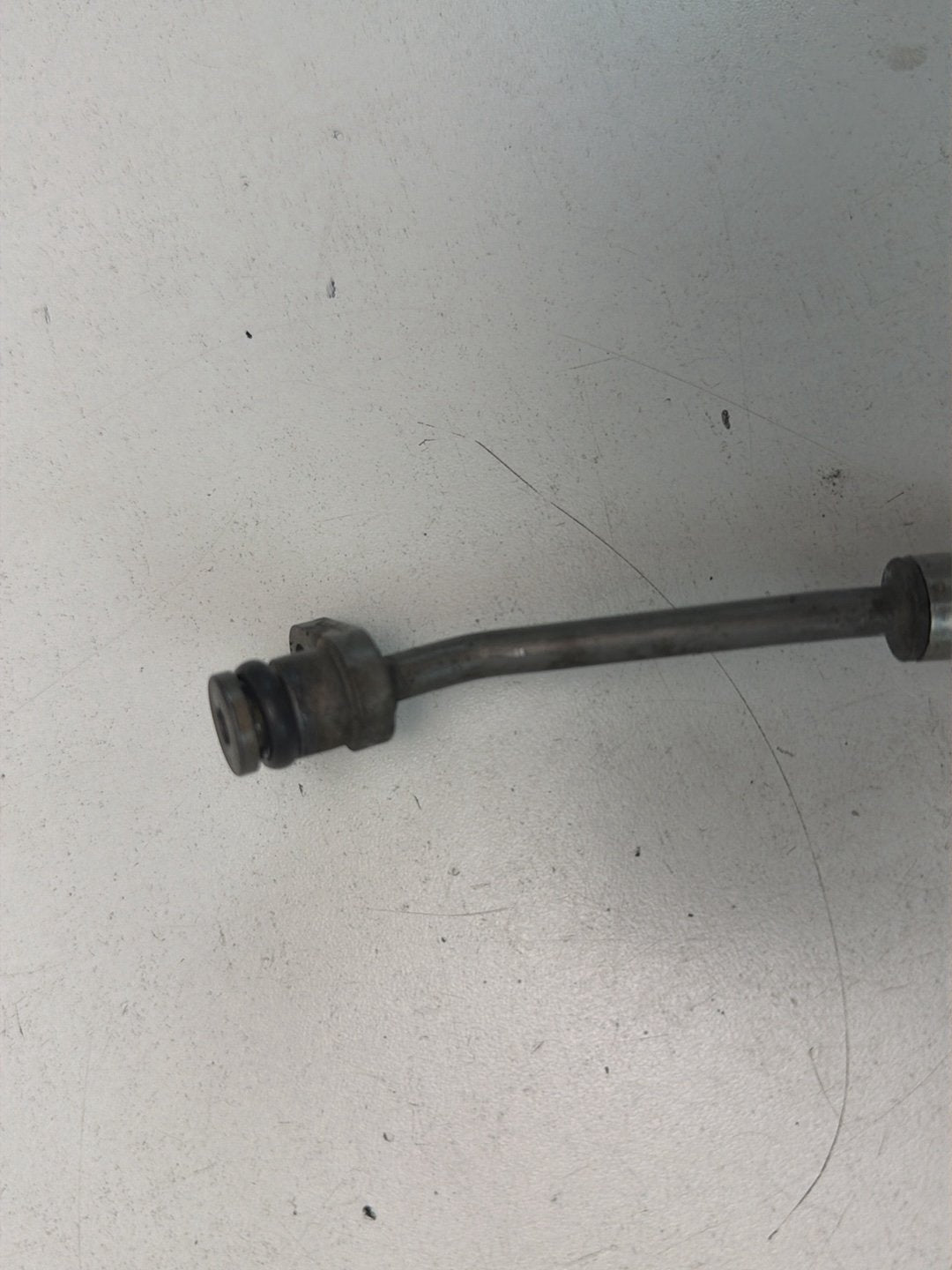 2011-2013 Mercedes-Benz S-Class W221 Engine Turbo Oil Feed Line A2780903677 OEM