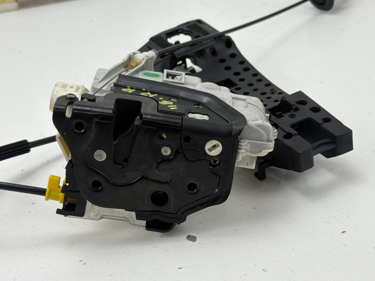 2012-2018 Audi A7 Right Rear Door Lock Actuator w/ Handle Bracket 4G0839016A OEM