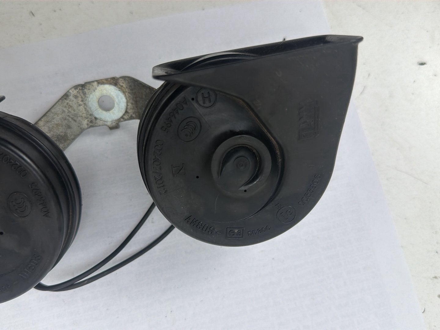 2013-2018 Ram 1500 High & Low Note Tone Horn Signal Set of 2 A046495 OEM