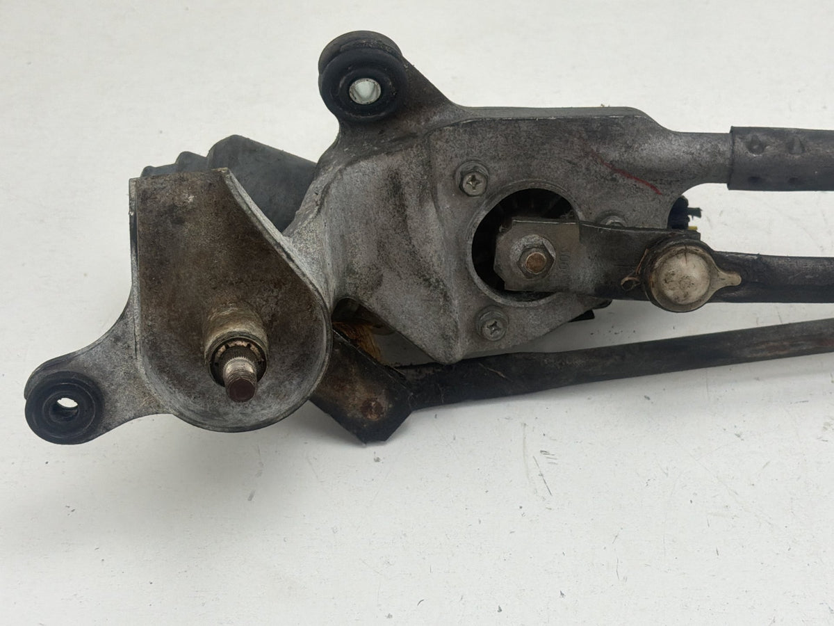 2010-2016 Buick LaCrosse Front Windshield Wiper Transmission Linkage Motor OEM