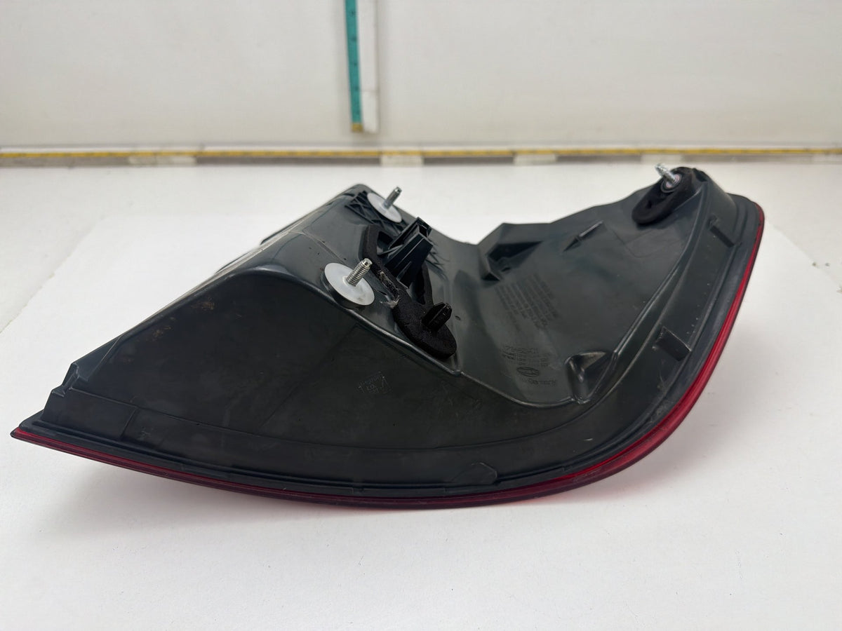 2011-2013 BMW 550i xDrive Rear Left Driver Side Outer Tail Light 173462-01 OEM