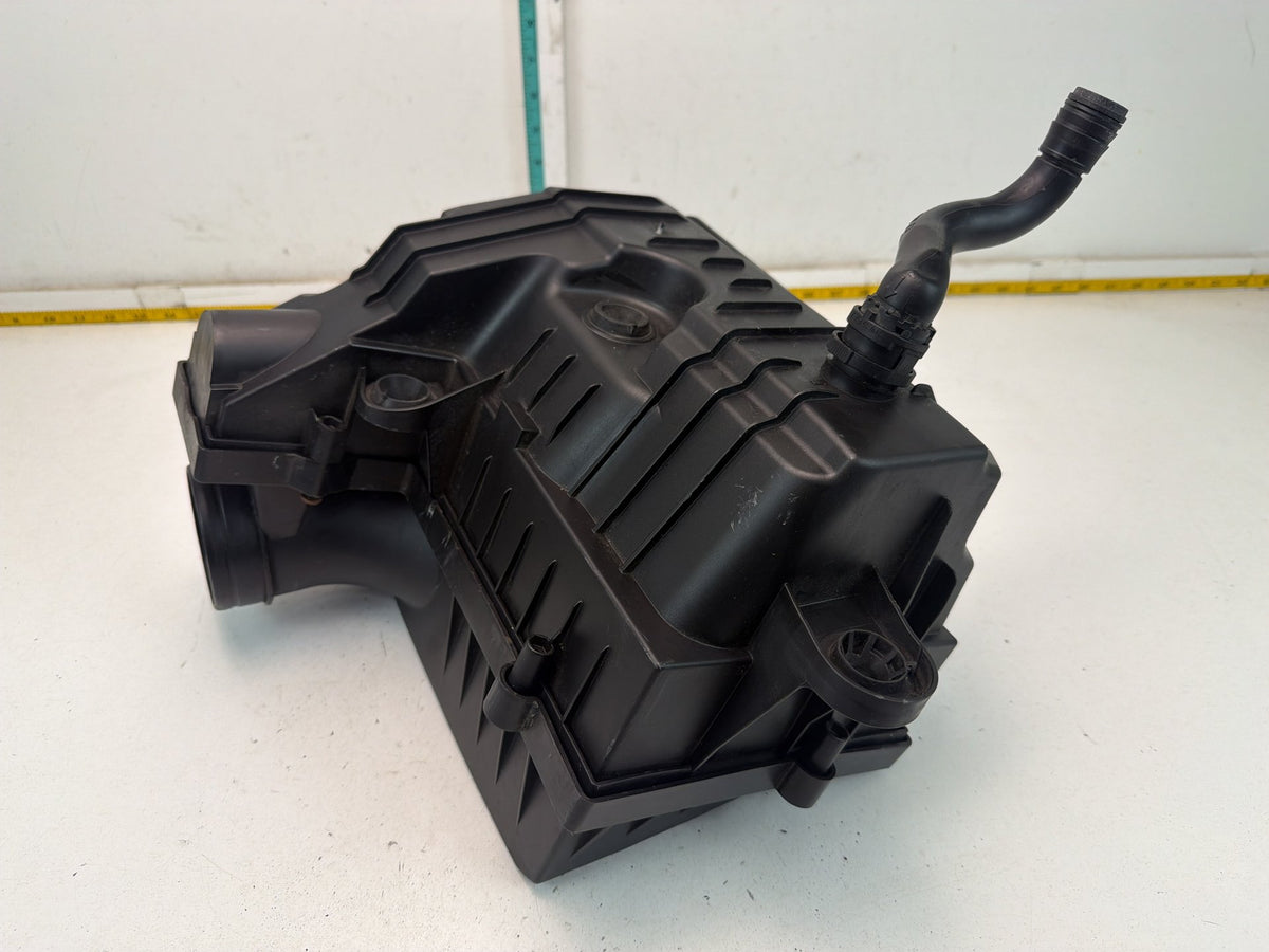 2015-2020 Audi A3 8V Engine Air Cleaner Intake Filter Housing Box 5Q0129618B OEM