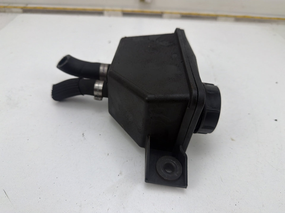 2014-2020 Maserati Ghibli III M157 Power Steering Reservoir Oil Tank Bottle OEM