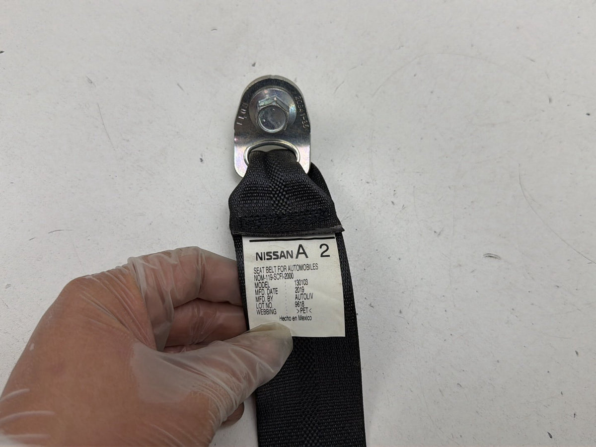 2015-2019 Nissan Sentra Rear Centre 2nd Row Seat Belt Retractor 646401563A OEM