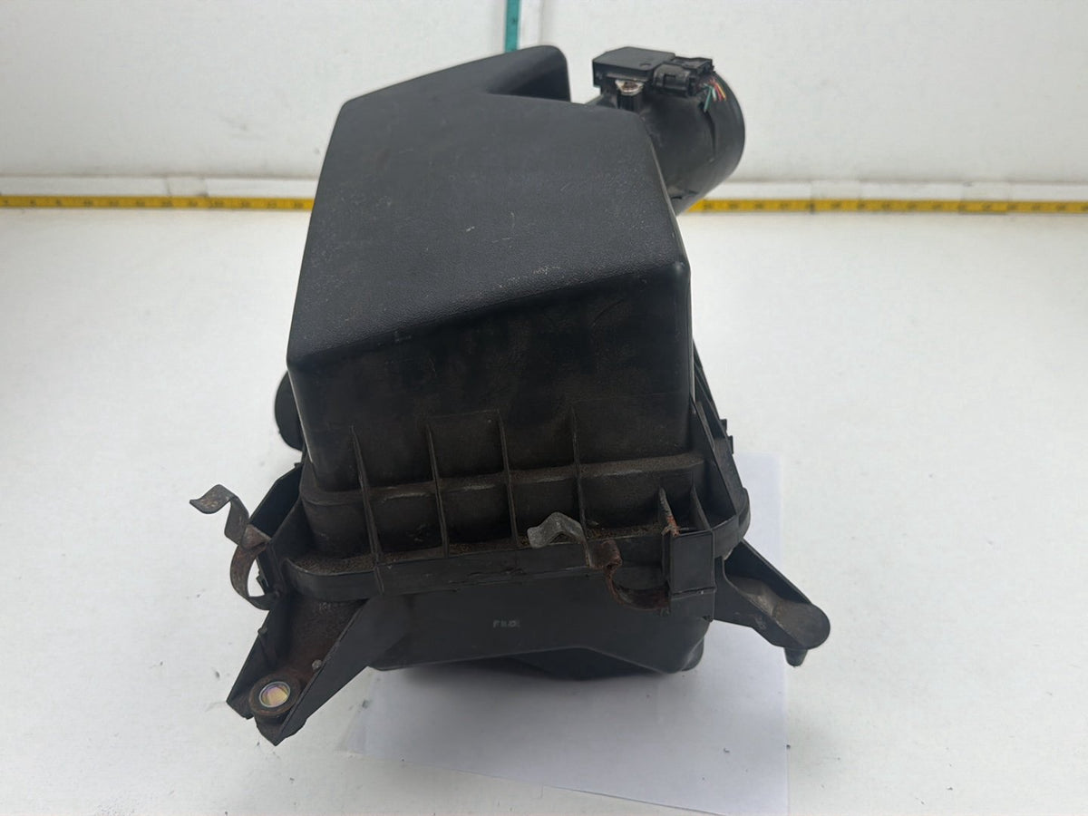 2015-2017 Toyota Camry XV50-Air Cleaner Intake Filter Housing Box 177050V020 OEM