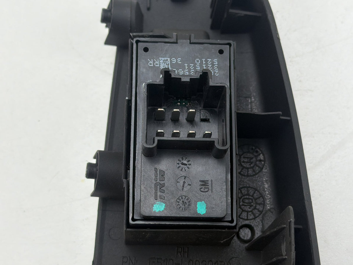 2011-2016 Chevrolet Cruze Rear Right Side Door Window Switch 877569434 OEM