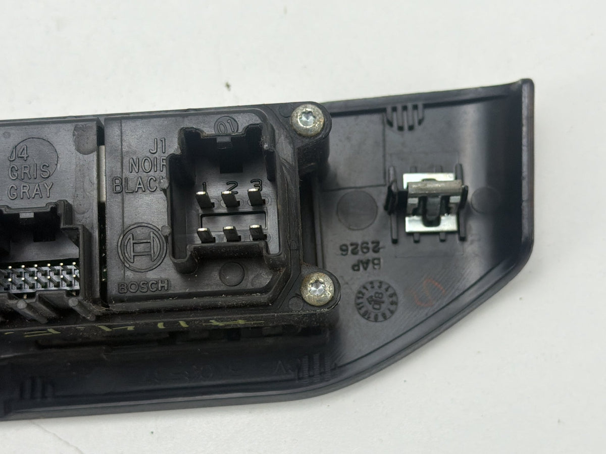 2007-2014 GMC DENALI GMT900 Front Left Driver Side Power Window Switch OEM