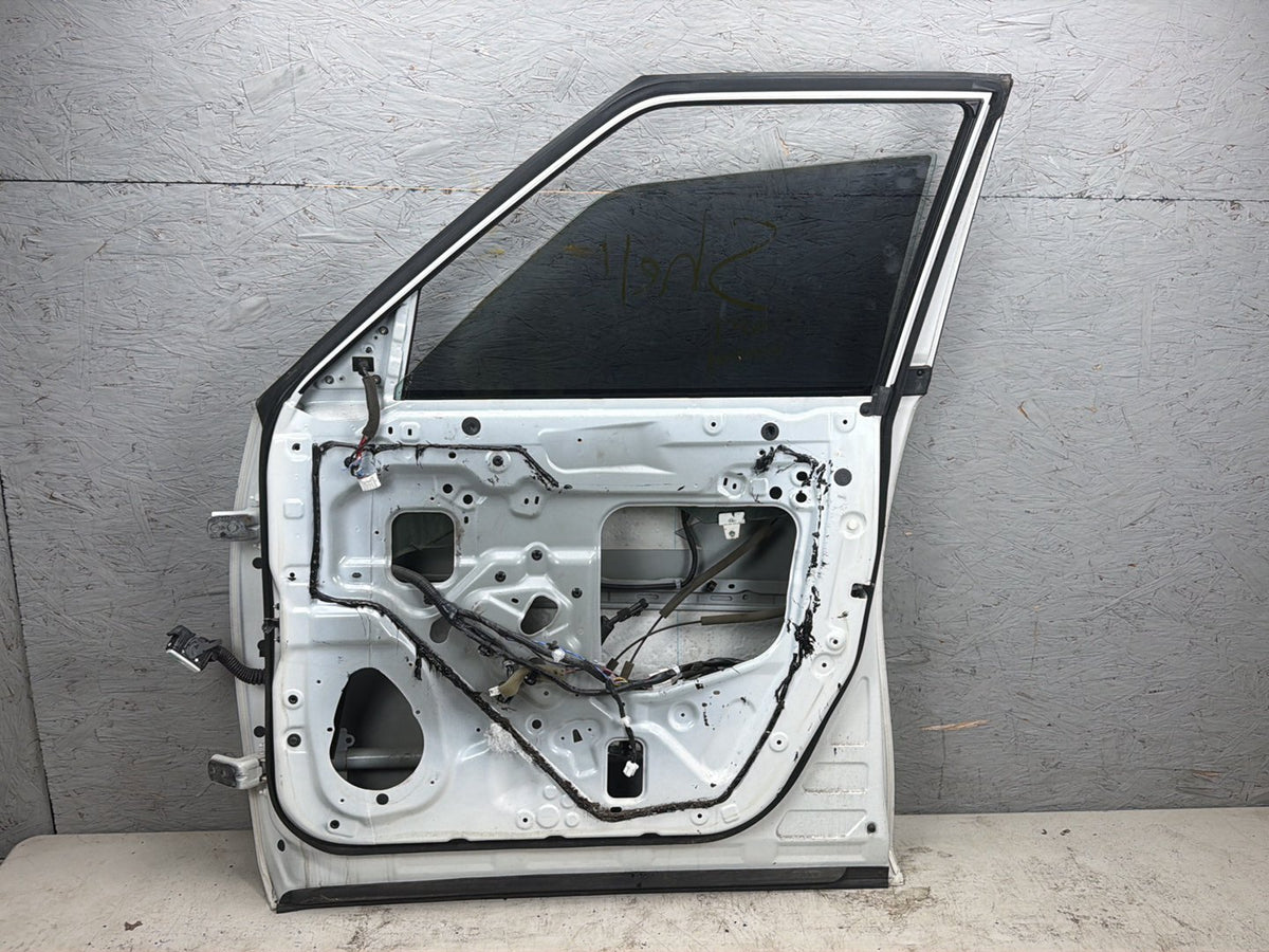 2011-2013 Infiniti QX56 Front Right Passenger Side Door Shell Panel W/Glass OEM