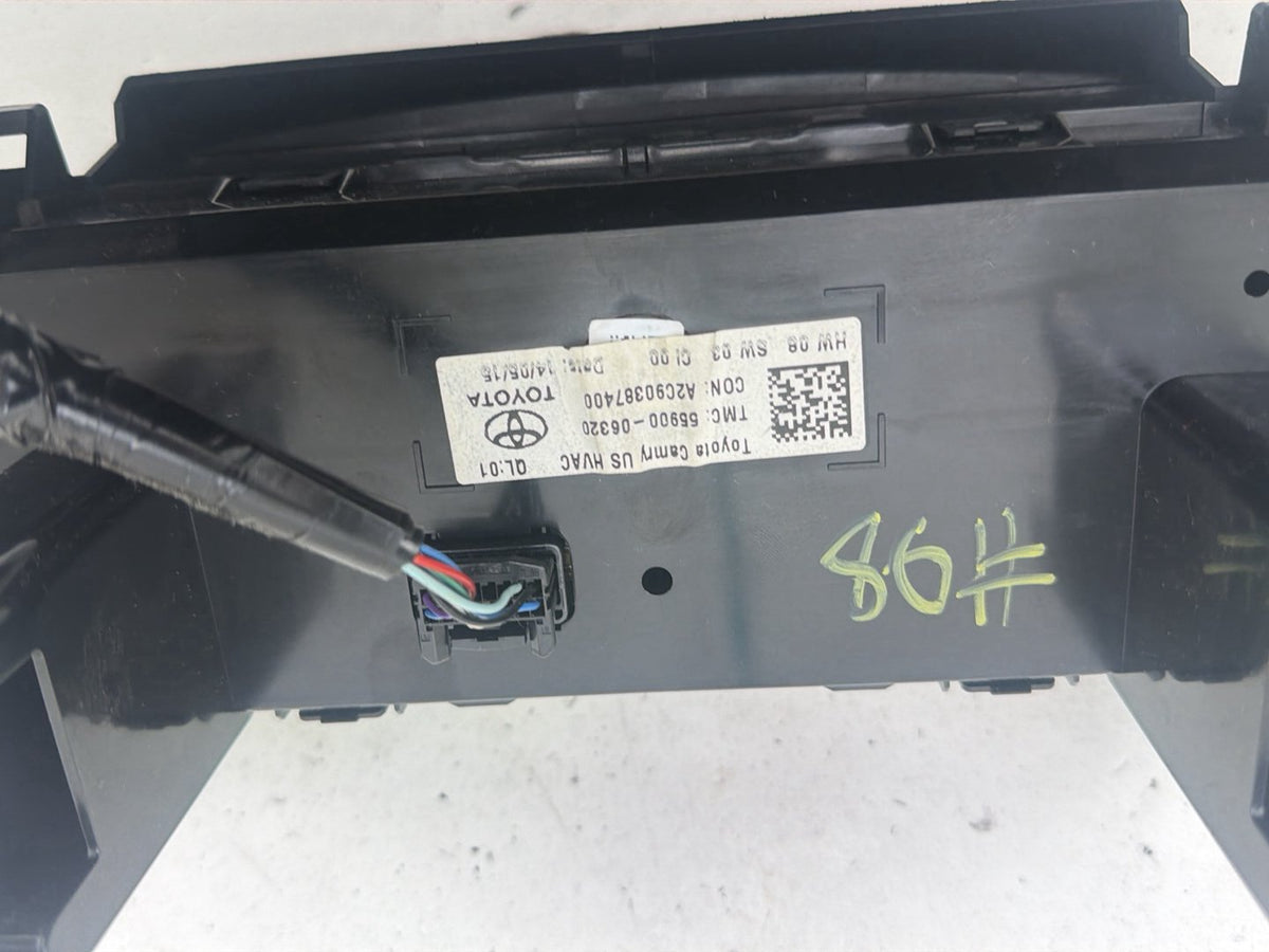 2015-2017 Toyota Camry AC Heater Temperature Climate Control 55900-06320 OEM