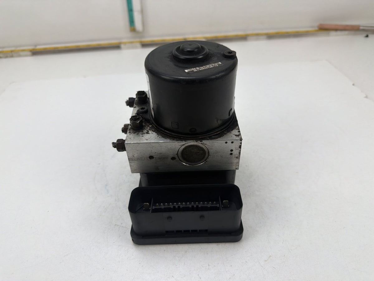 2002-2004 Honda CR-V Anti-Lock Brake ABS Pump Control Module 57110-S9A-A01 OEM